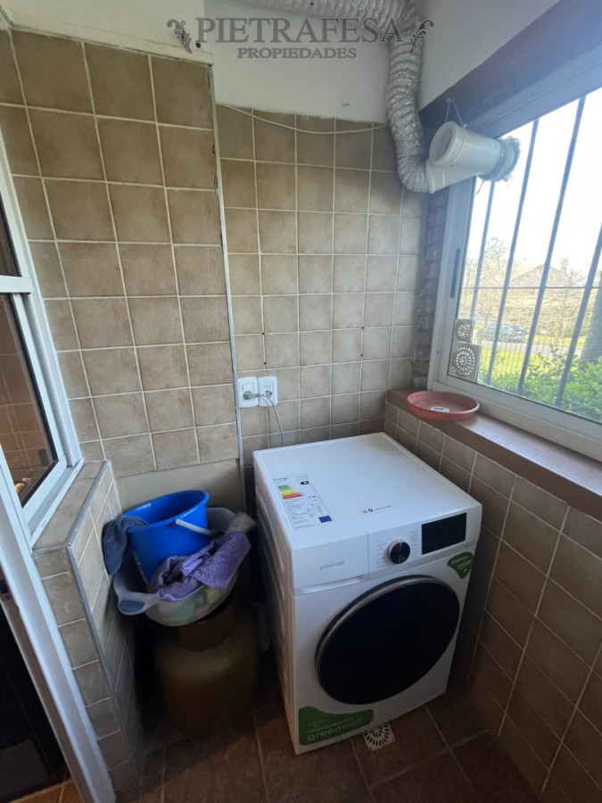 Apartamento en alquiler, 2 dormitorios, 2 baños, terraza, garaje doble. Carrasco. · Foto 9