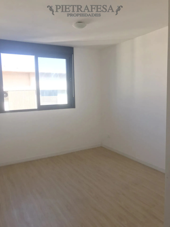 Apartamento en alquiler, 1 dormitorio, 1 baño, cochera, terraza. Prado . · Foto 10