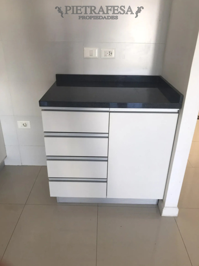 Apartamento en alquiler, 1 dormitorio, 1 baño, cochera, terraza. Prado . · Foto 9