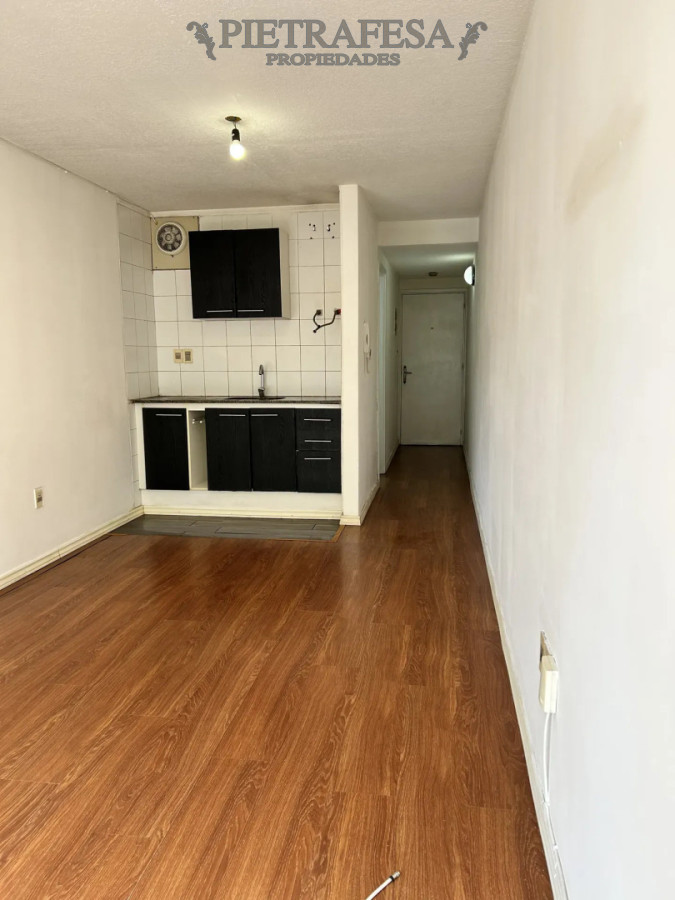 Apartamento en alquiler, monoambiente, 1 baño, balcón. Pocitos. · Foto 12
