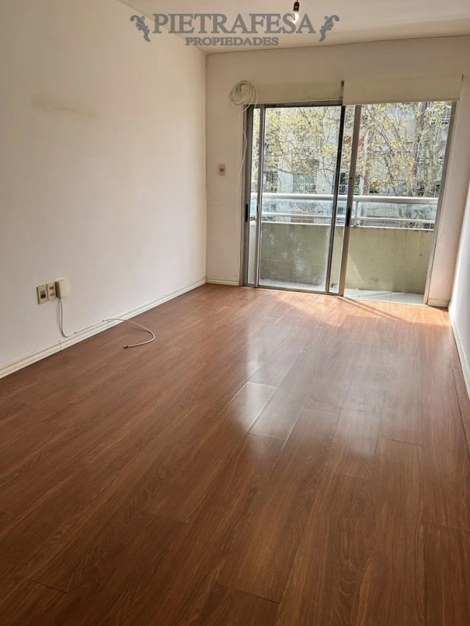 Apartamento en alquiler, monoambiente, 1 baño, balcón. Pocitos. · Foto 9