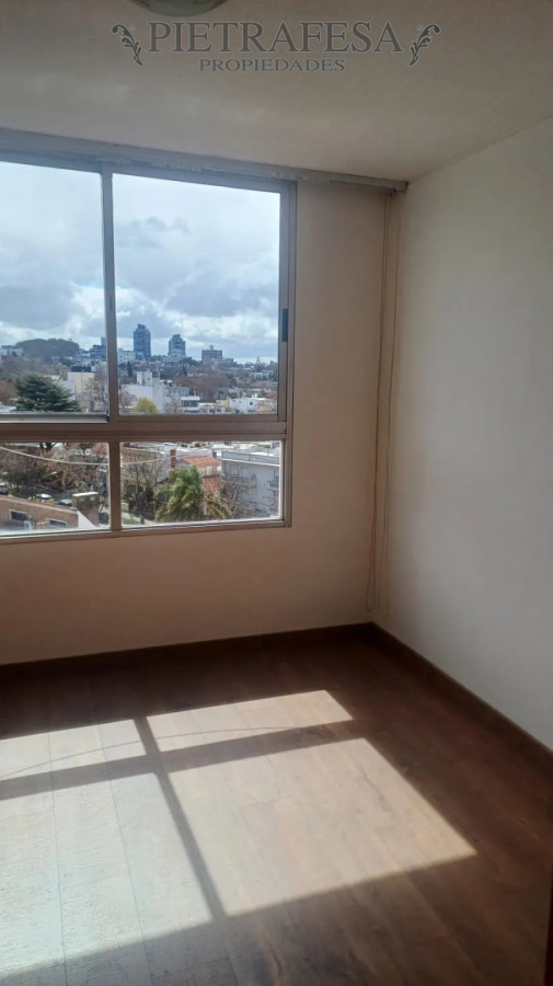 Apartamento en alquiler, 1 dormitorio, 1 baño. Malvin. · Foto 11