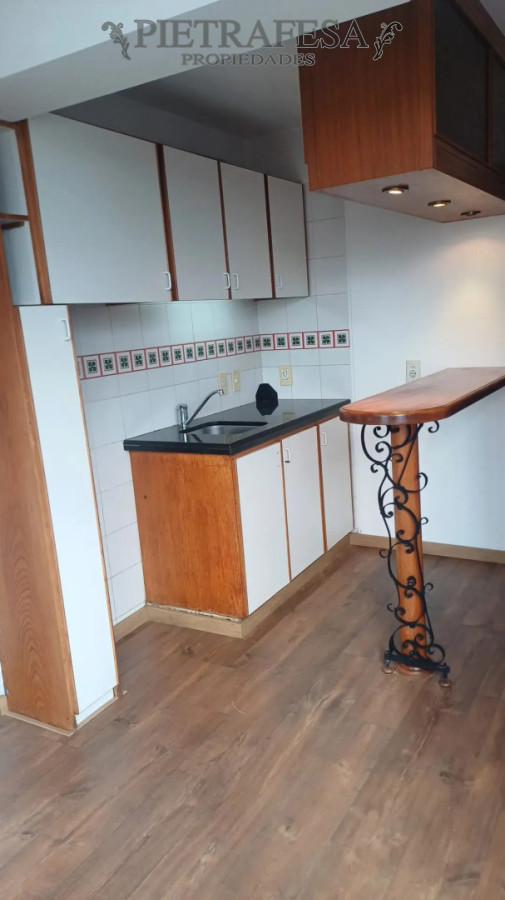 Apartamento en alquiler, 1 dormitorio, 1 baño. Malvin. · Foto 9