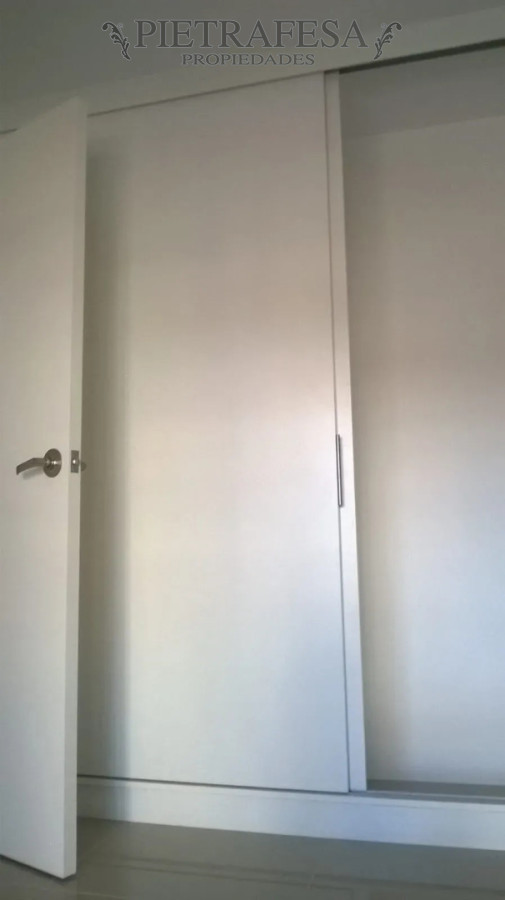 Apartamento en alquiler, 1 dormitorio, 1 baño, balcón. Barrio Sur. · Foto 11
