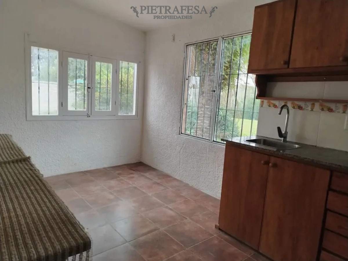 Casa en alquiler, 2 dormitorios, 1 baño, patio, cochera. El Pinar. · Foto 7