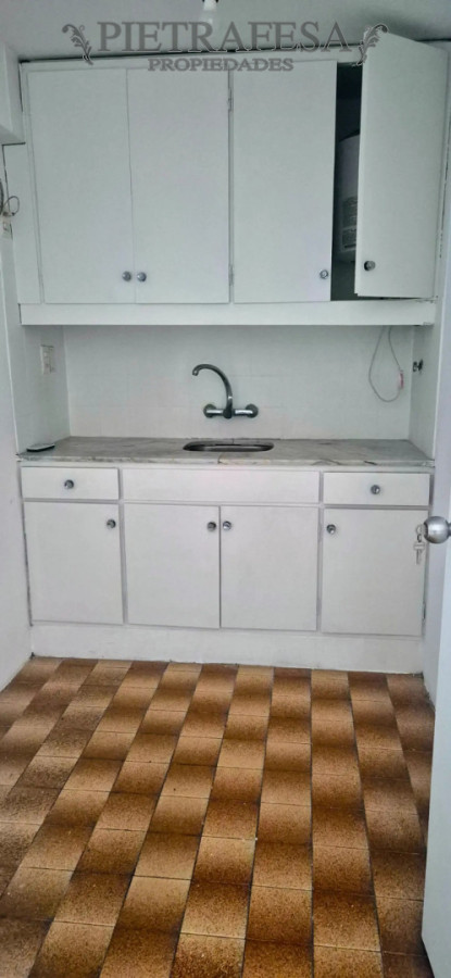 Apartamento en alquiler, 1 dormitorio, 1 baño, garaje. Centro. · Foto 11