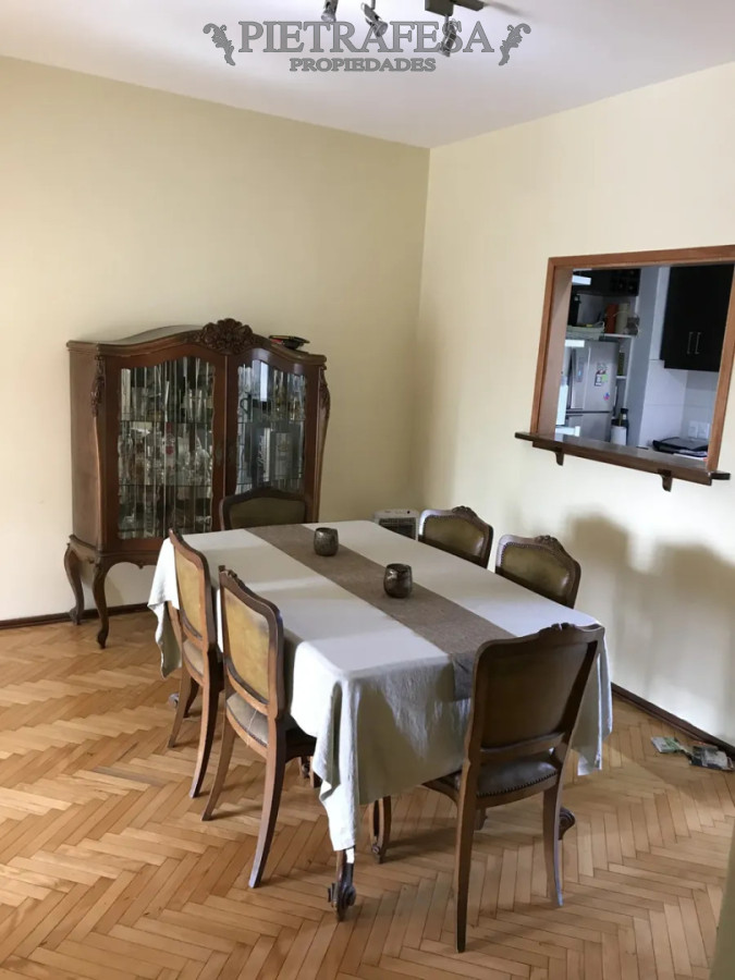 Apartamento en alquiler, 3 dormitorios, 2 baños, terraza. Tres Cruces. · Foto 11