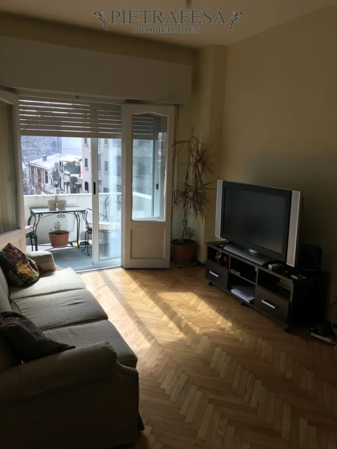 Apartamento en alquiler, 3 dormitorios, 2 baños, terraza. Tres Cruces. · Foto 10