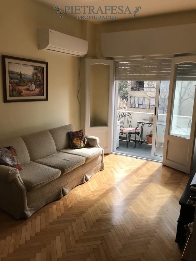 Apartamento en alquiler, 3 dormitorios, 2 baños, terraza. Tres Cruces. · Foto 9
