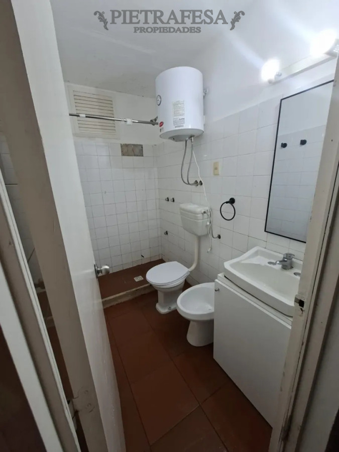 Apartamento en alquiler, 1 dormitorio, 1 baño. Malvin Norte. · Foto 12