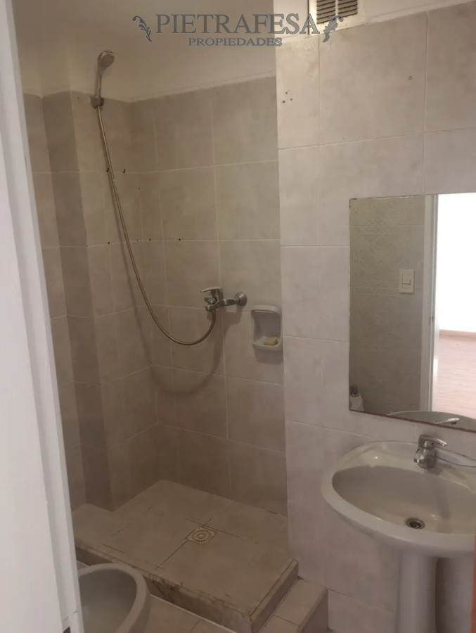 Apartamento en alquiler, 1 dormitorio, 1 baño. Tres Cruces. · Foto 12