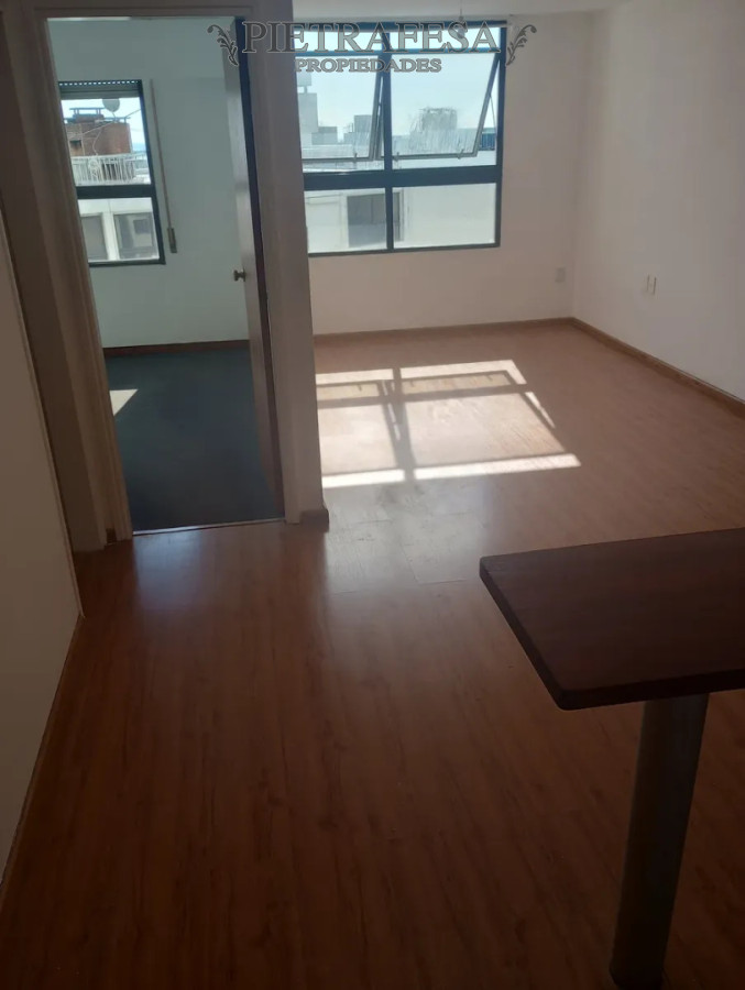 Apartamento en alquiler, 1 dormitorio, 1 baño. Tres Cruces. · Foto 9