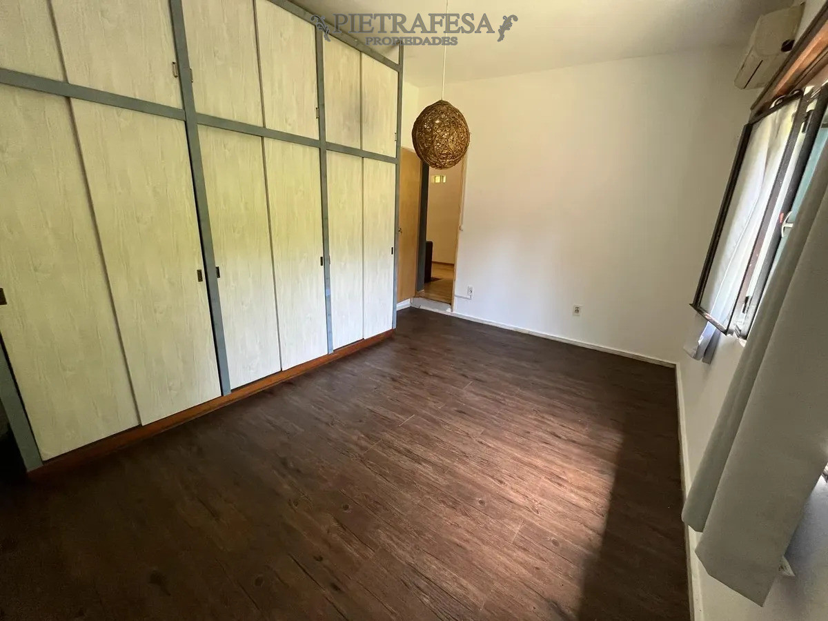 Casa en alquiler, 1 dormitorio, 1 baño, patio, cochera. El Pinar. · Foto 7