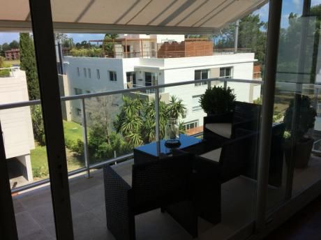Apartamento Tipo Penthouse Sobre Av De Las Americas