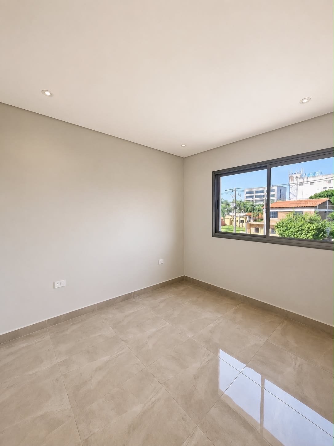 Alquiler Depto De 2 Dorm & 2 Baños - Zona Conmebol(Luque) — Foto 5