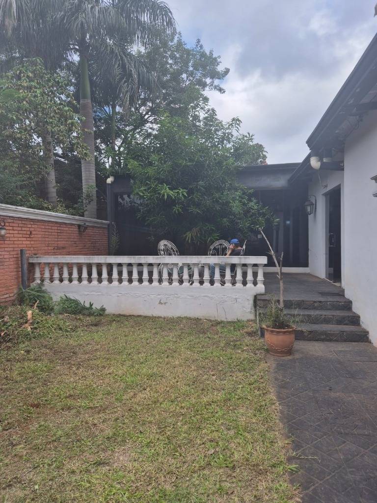 EN ALQUILER AMPLIA CASA PARA OFICINA — foto 2
