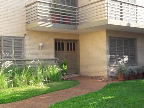 Casa En Las Inmediaciones De La Embajada Americana!!!