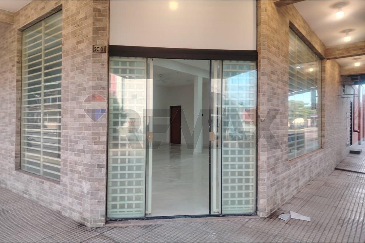 Alquilo Local comercial en Esquina — foto 3
