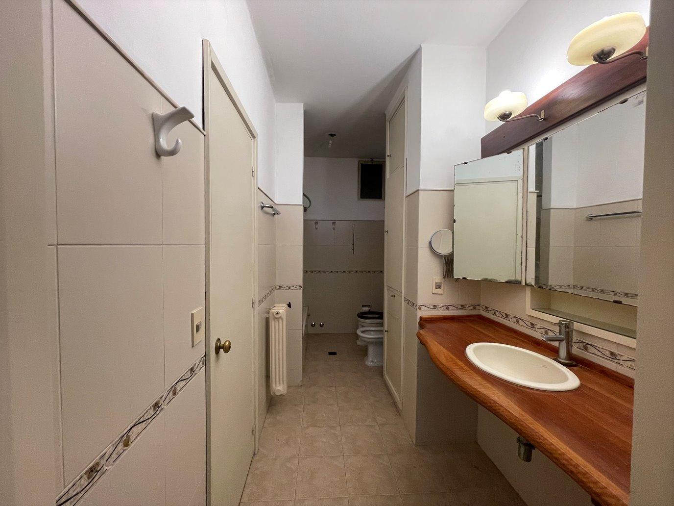 Alquiler de 4 Dormitorios y 3 Baños + Garage en Pleno Centro · Foto 9