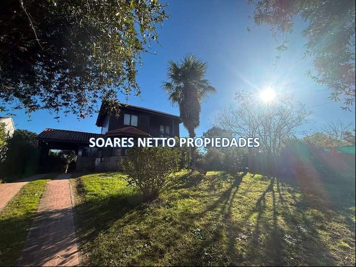 Casa en alquiler mensual en Villa Argentina, a una cuadra de la playa · Foto 10