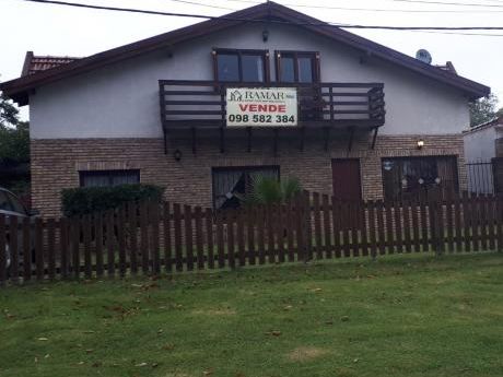 En Venta Casa En Atlantida Pinares