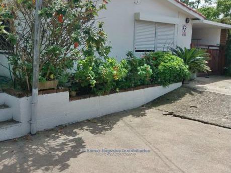 2 Dormitorios Chalet En Salinas Sur