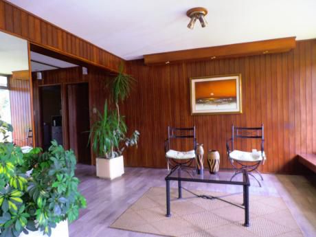 1922 Apto.tres Dorm. Y Cochera Prox.concep.del Uruguay Y E.lopez