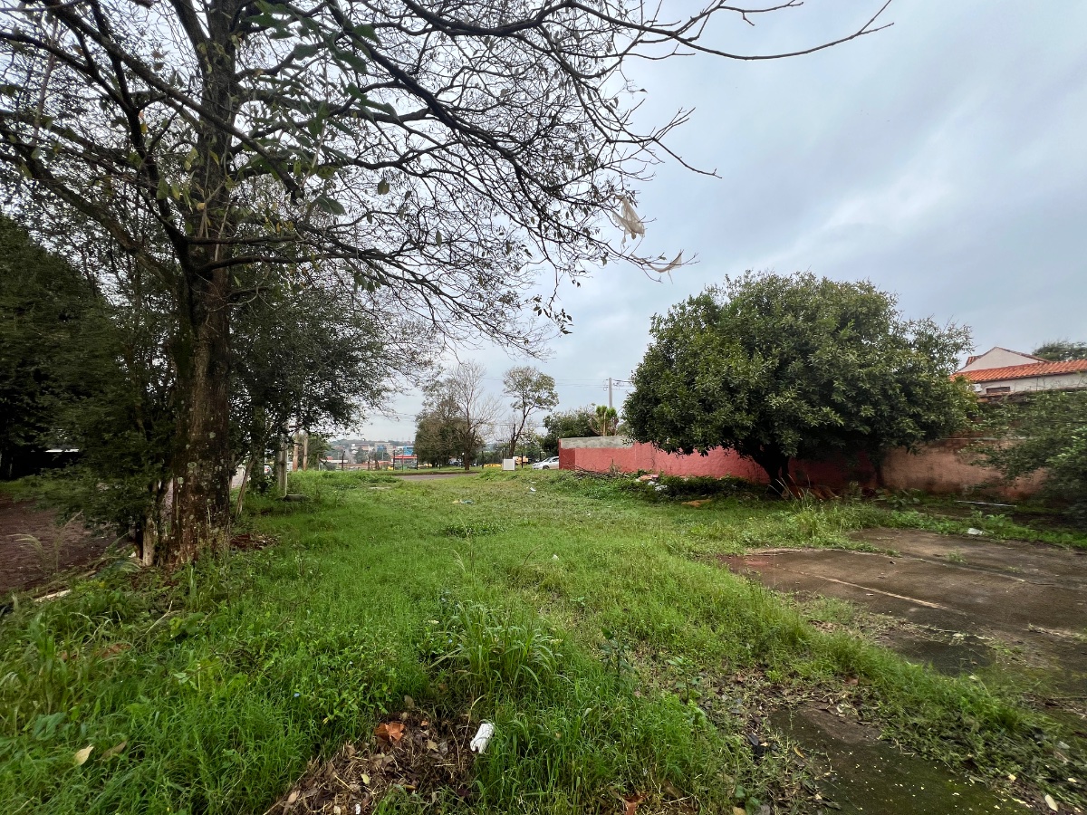 VENDO TERRENO EN ESQUINA EN BARRIO 5 A 6 ACARAY — foto 2