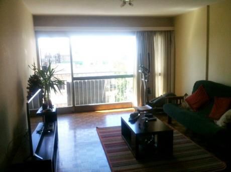 Venta Apto. 2 Dormitorios Y Servicio Cordón. 18 De Julio Y Requena