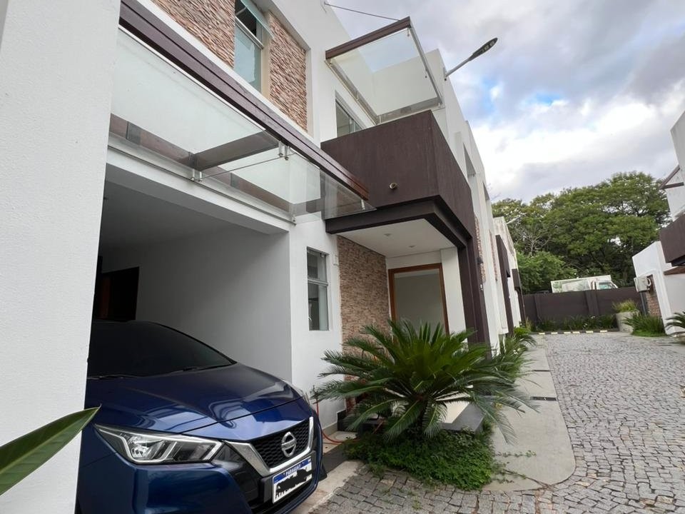 Casa en alquiler en Itá Enramada
