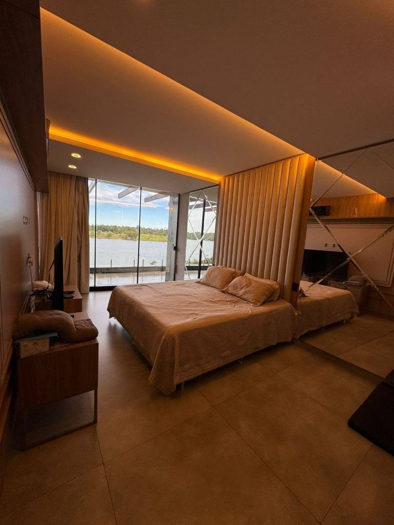 RESIDENCIA DE LUJO AMOBLADA FRENTE AL RIO ACARAY — foto 3