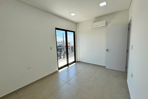ALQUILO DEPARTAMENTO EN LAMBARE — foto 3