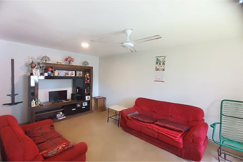 VENDO CASA EN ESQUINA FERNANDO DE LA MORA Z/ SUR!! — foto 3