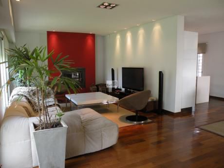 Venta De Casa Como A Estrenar Próxima Al Woodlands