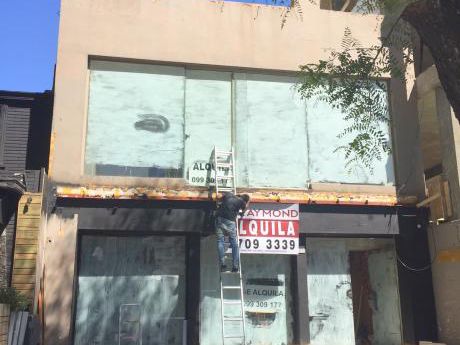 Excelente Local En Alquiler De 160m2 En Pocitos - Sobre Luis A. De Herrera