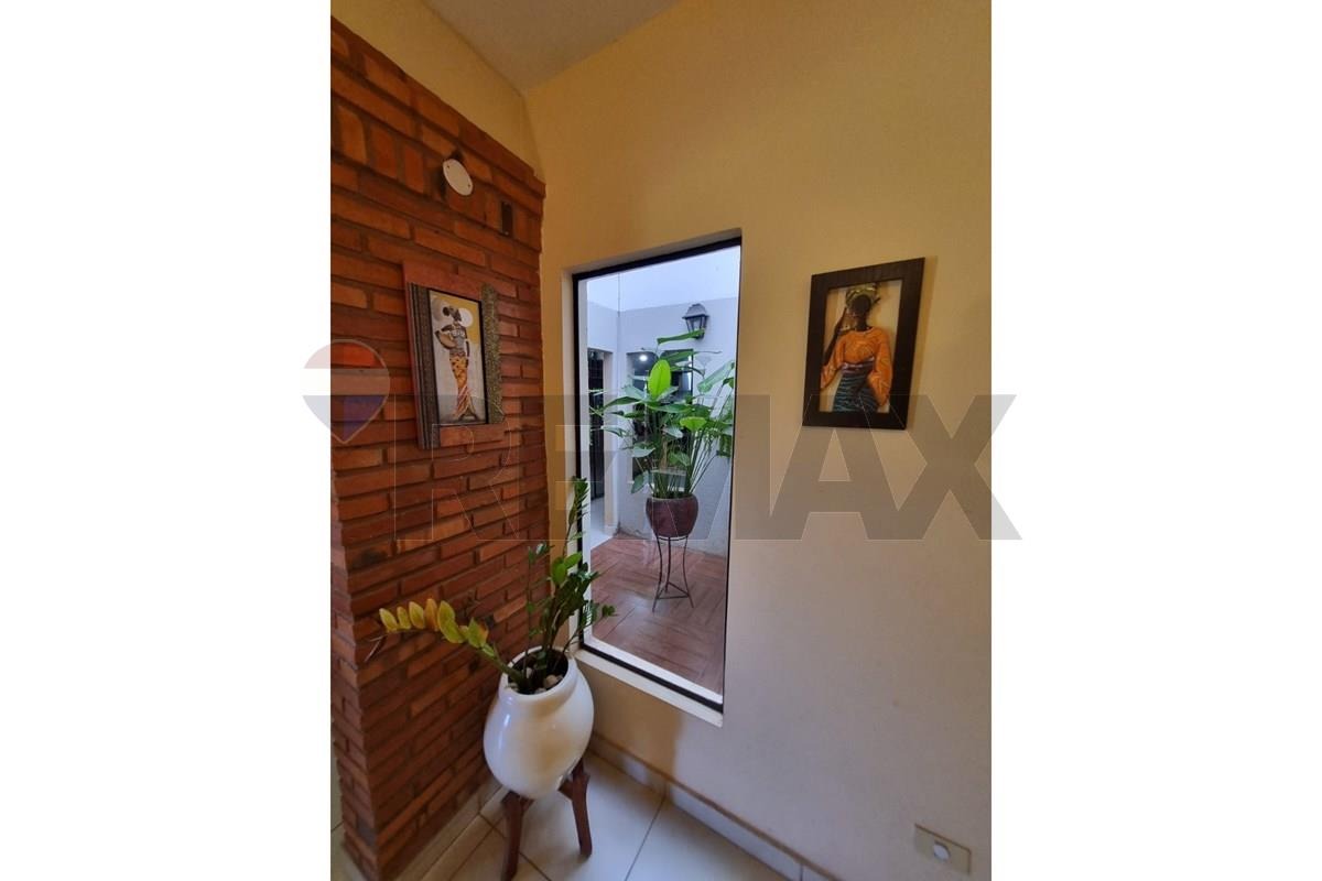 Casa En Venta Luque — foto 3