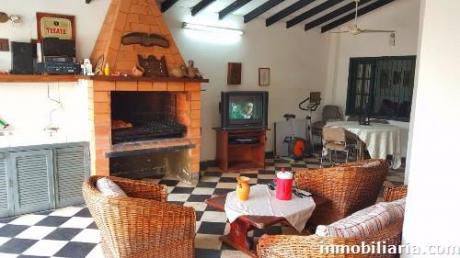 Alquiler De Casa En Barrio Herrera