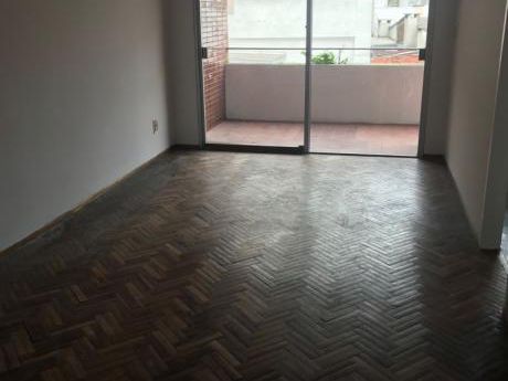 Comodo Apartamento
