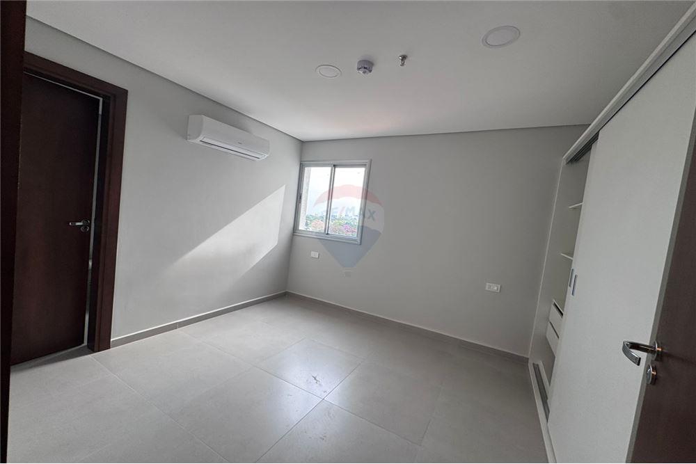Departamento - Alquiler - Paraguay Asunción Los Laureles — foto 2