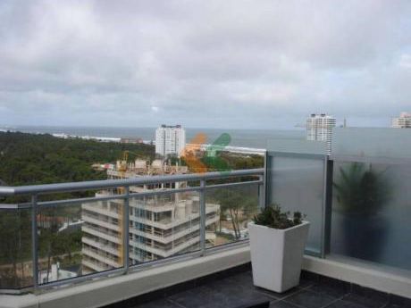 Penthouse Con Parrillero Propio, 2 Terrazas - Ref: 1560
