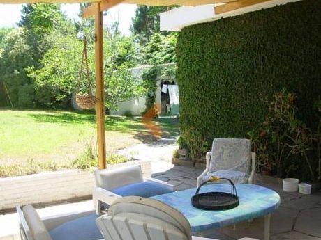 Preciosa Casa En Pinares, Ideal Para Vivir Todo El Año. - Ref: 311