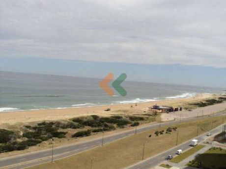 Apartamento Esquinero Con Espectacularvista A La Brava, Isla De Lobos