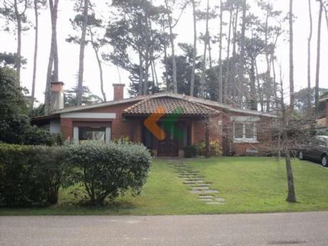 Casa Ubicada En Una Zona San Rafael, Pronta Para Ingresar.
