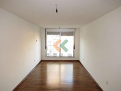 Apartamento A Estrenar A La Venta En Pocitos. Edificio Roukai