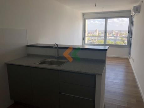 Excelente Apartamento 1 Dormitorio En Cordon, Edificio Nostrum Tower