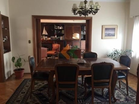 Gran Apartamento A La Venta En Impecable Estado, 240 Metros De Planta
