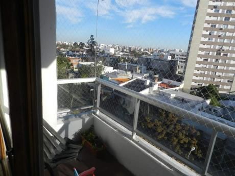 Impecable Estado-piso Alto, Luminoso, Cochera Techada, Terraza