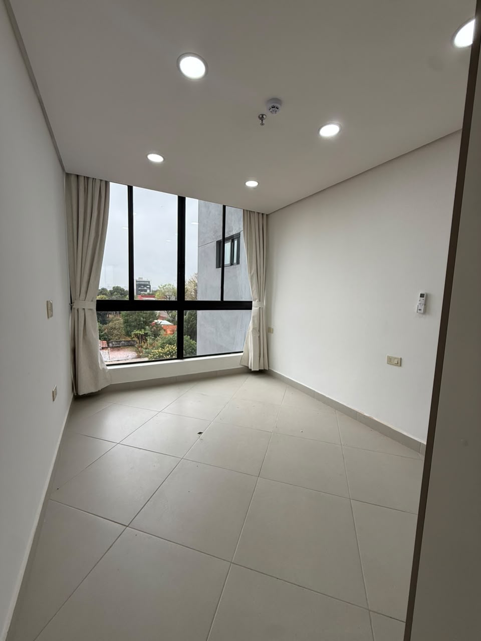 HERRERA, EN ALQUILER, DEPTO, DE 1 DORMITORIO — foto 2