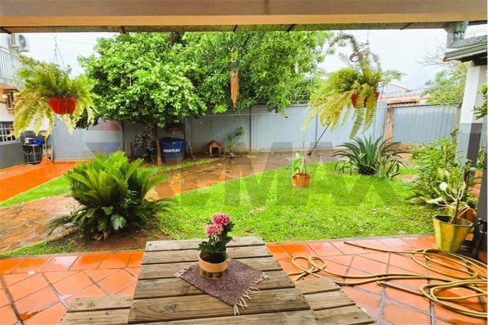 AMPLIA RESIDENCIA FAMILIAR EN alquiler ZONA CALLE Í — foto 2