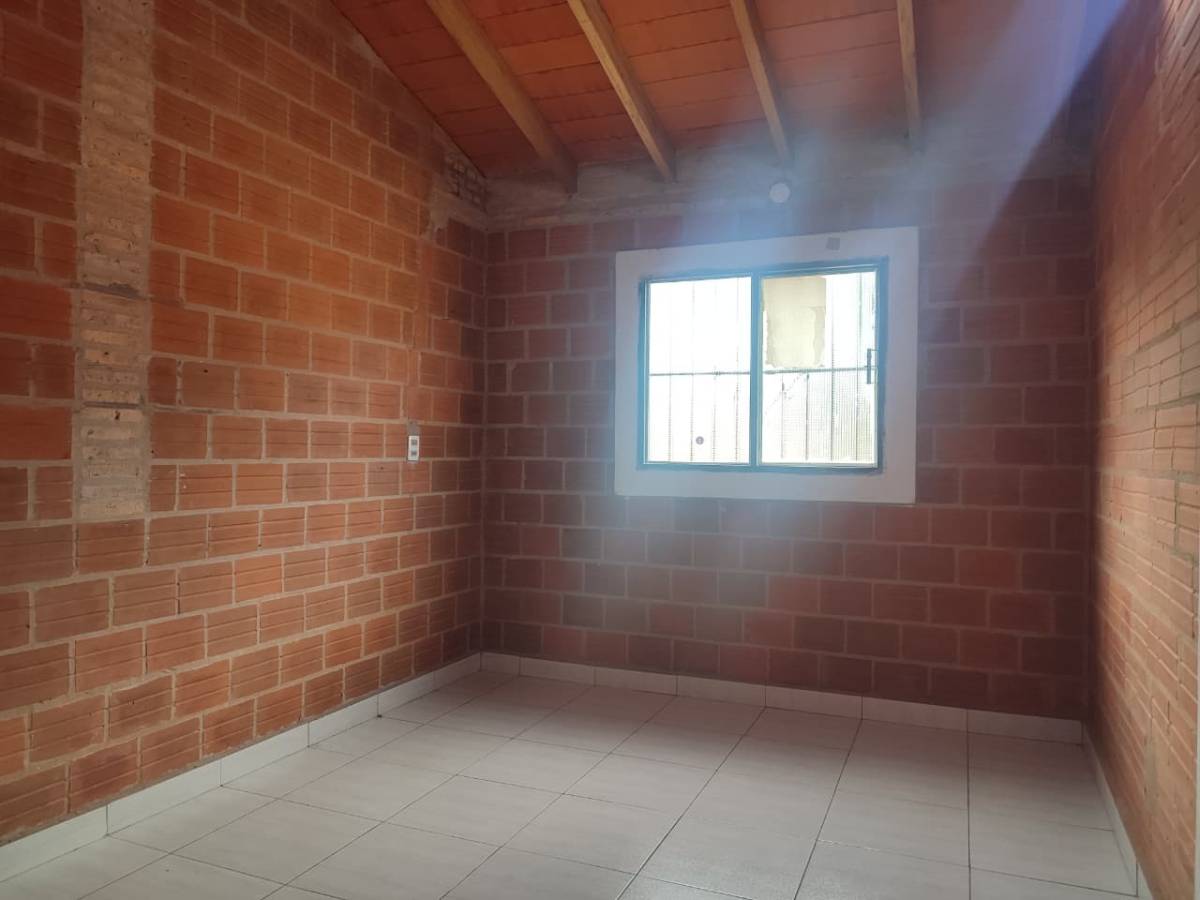 SE ALQUILA CASA DE 2 HABITACIONES - ZONA PODER JUDICIAL DE SAN LORENZO — foto 3